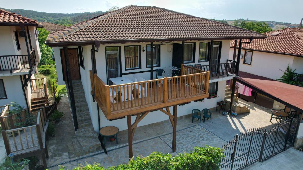 Apartment Nikol Созополь Екстер'єр фото