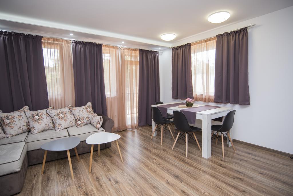 Apartment Nikol Созополь Екстер'єр фото